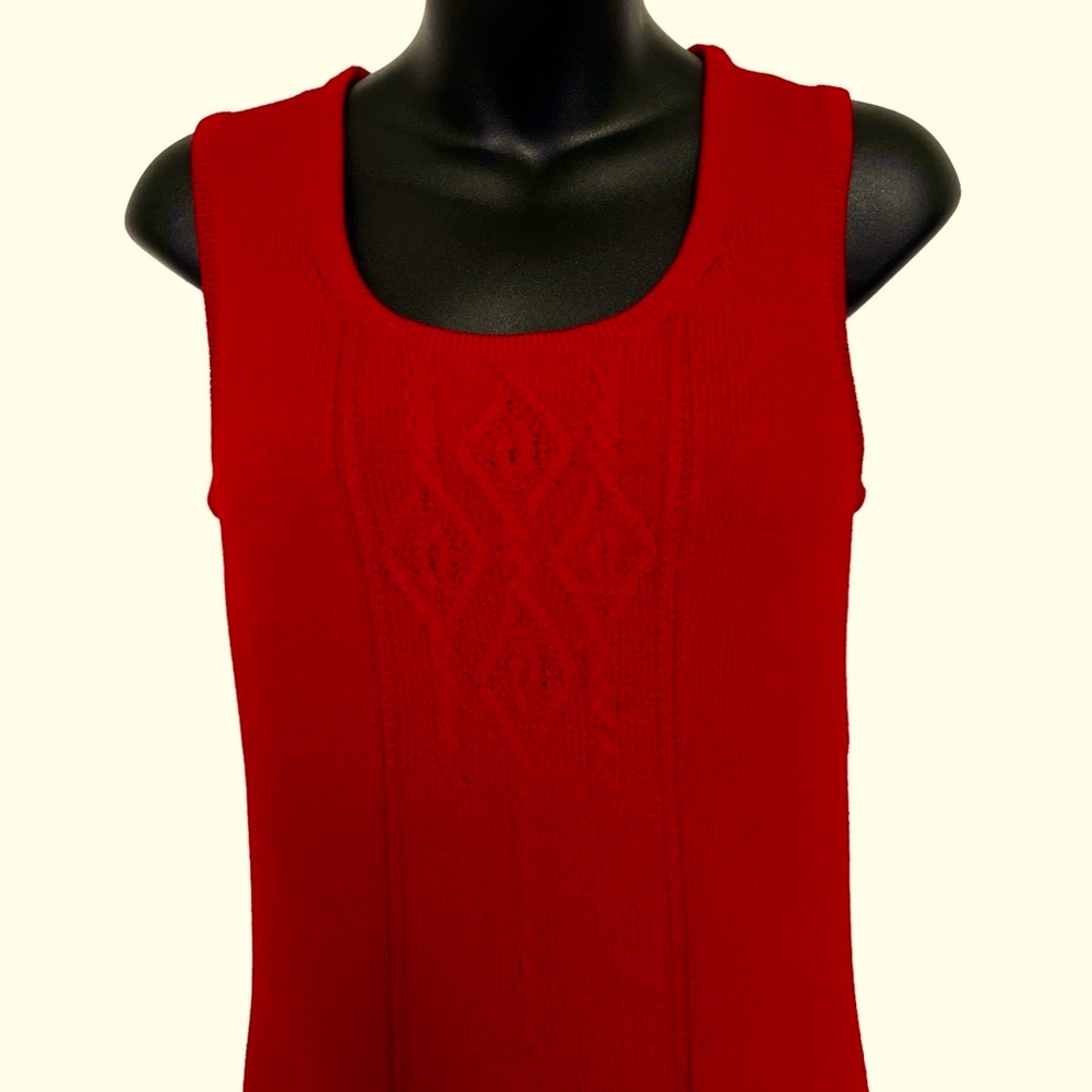 St. John Women's Red Santana Knit Sleeveless Sheath Column Dress Size P (Small)